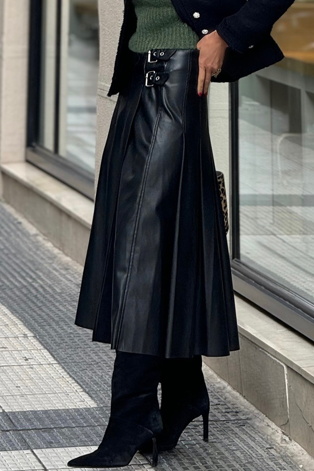 Black Faux Leather Retro Buckle Detail Pleated Stitch Flared Midi Skirt