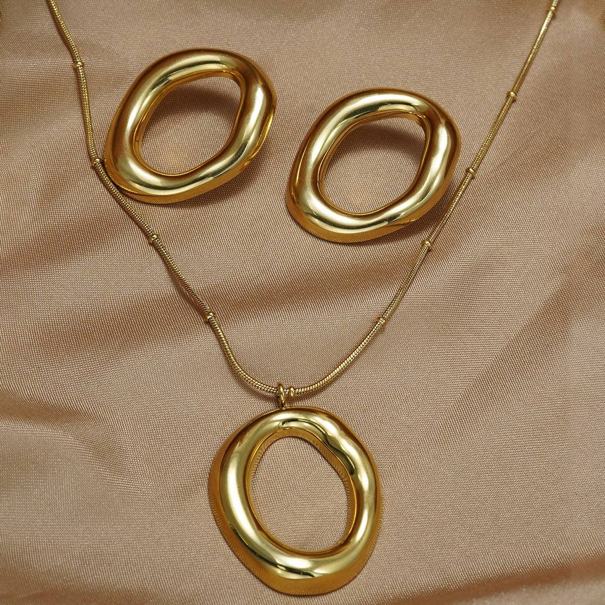 Lxalry 18K Gold Plated Mirror Polish Jewelry Set  Hypoallergenic Skin Safe Necklace   Earrings For Daily Evening Never Fade Adjustable Organic Round Design With Precision Cast Symmetry