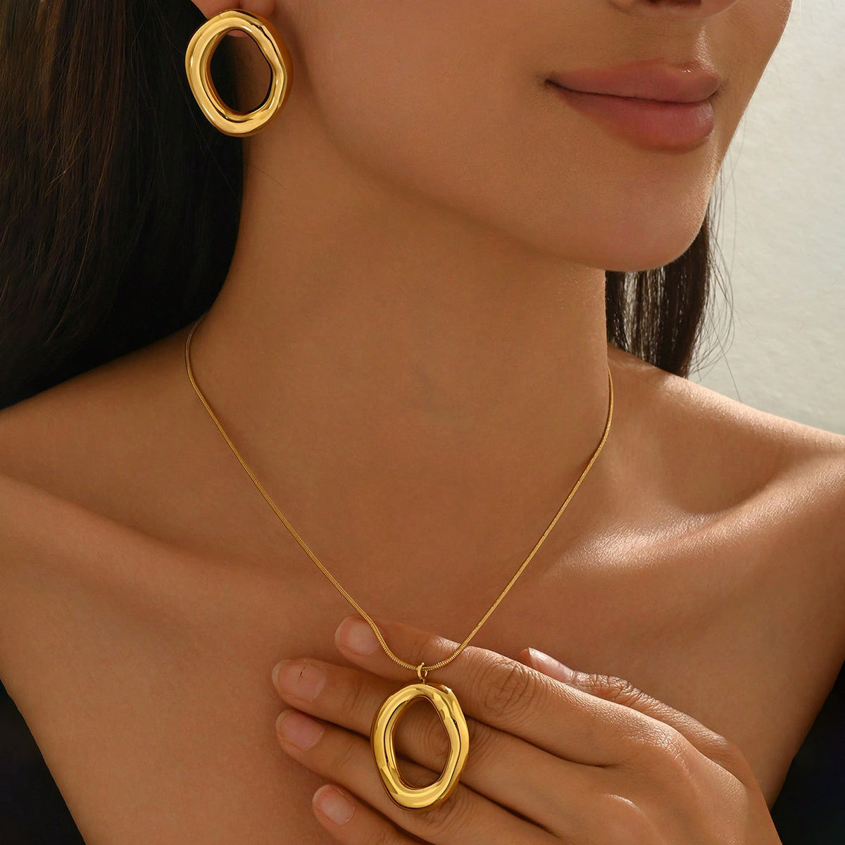 Lxalry 18K Gold Plated Mirror Polish Jewelry Set  Hypoallergenic Skin Safe Necklace   Earrings For Daily Evening Never Fade Adjustable Organic Round Design With Precision Cast Symmetry
