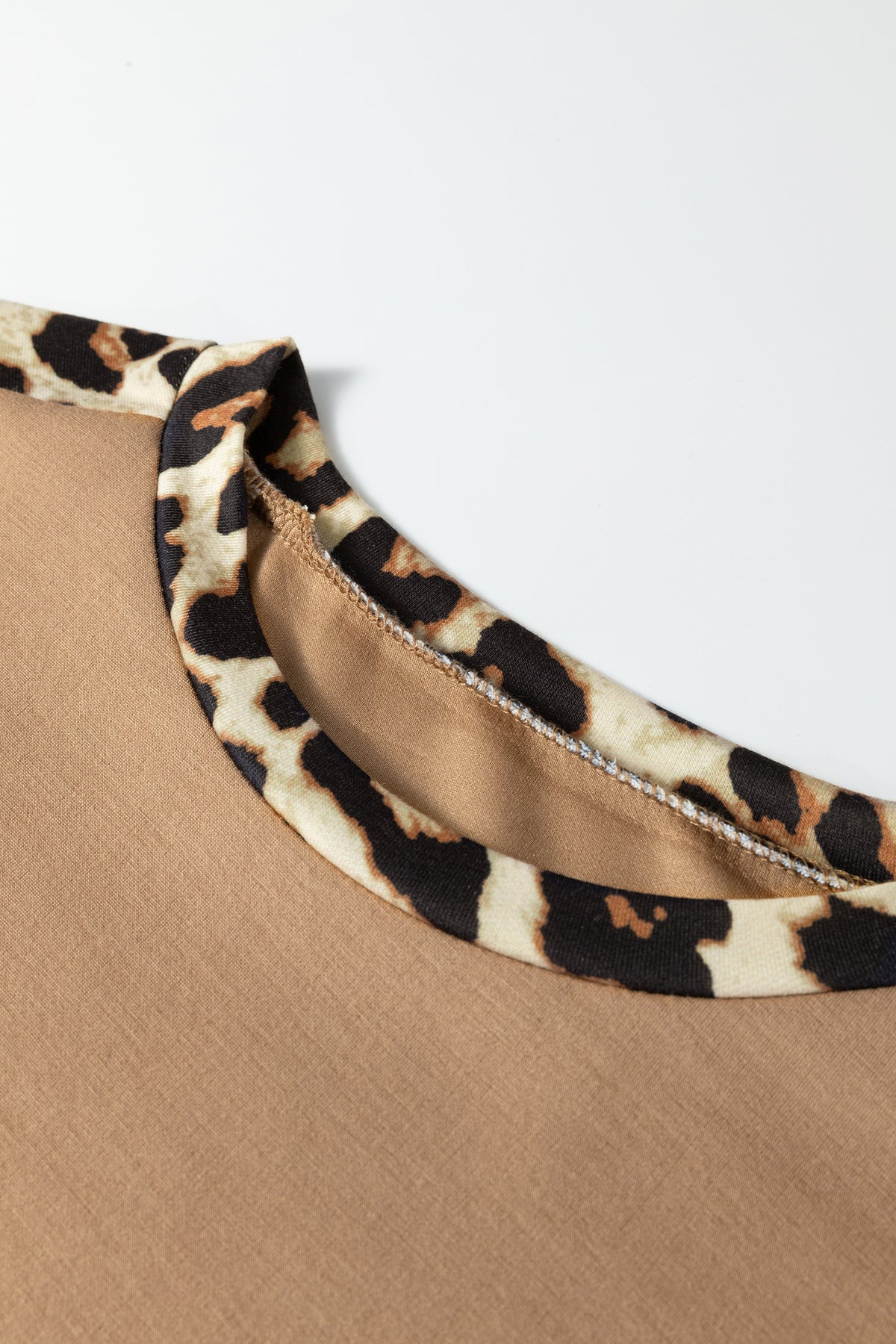 Leopard Trim Round Neck Loose T Shirt