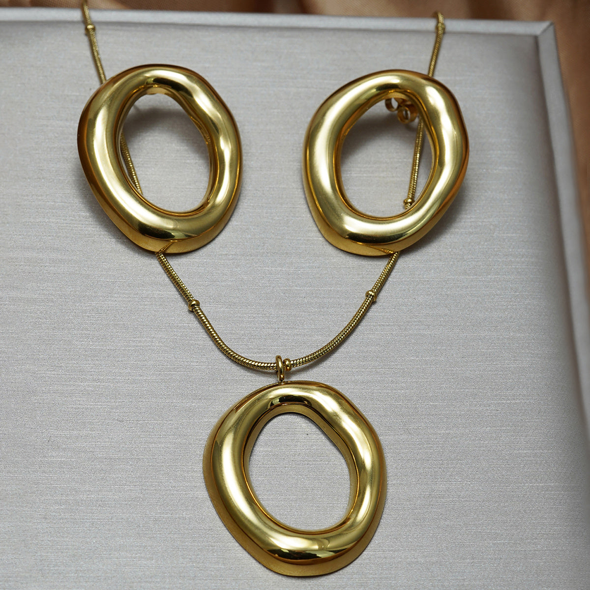 Lxalry 18K Gold Plated Mirror Polish Jewelry Set  Hypoallergenic Skin Safe Necklace   Earrings For Daily Evening Never Fade Adjustable Organic Round Design With Precision Cast Symmetry